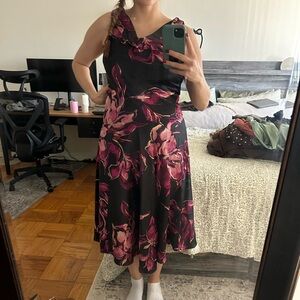 Robbie Bee Black and Purple Floral Midi Dress